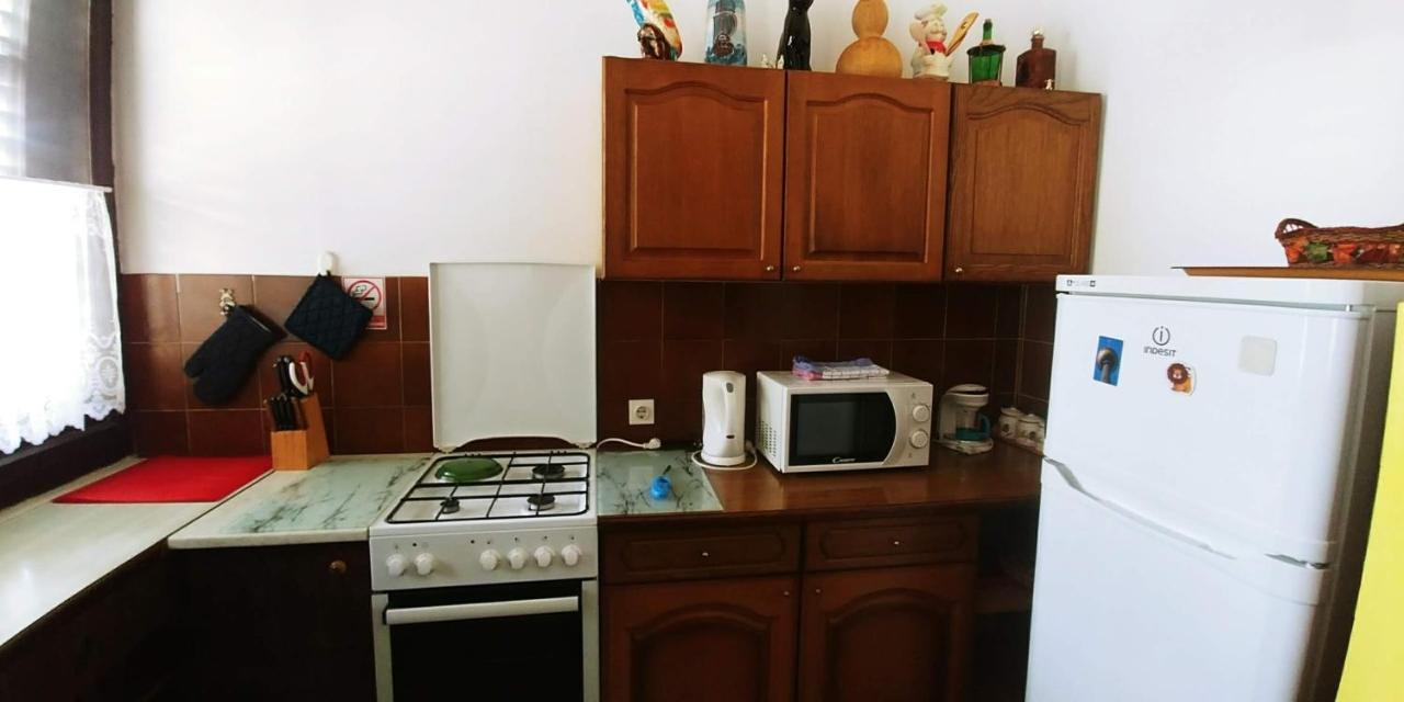 Apartman Ana 穆泰尔岛 外观 照片
