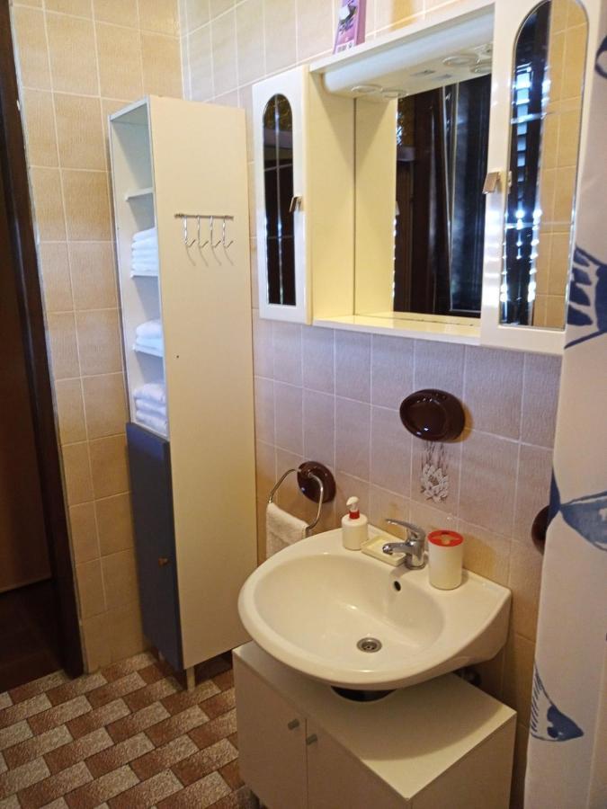 Apartman Ana 穆泰尔岛 外观 照片