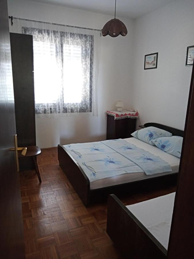 Apartman Ana 穆泰尔岛 外观 照片